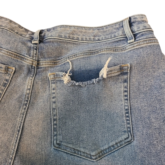 Lane Bryant Mid-rise Boyfriend Capri EUC - Picture 6 of 8